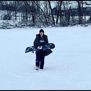 Meet your Posher, Kadi